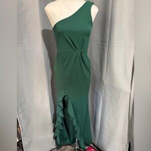 NWT Pretty Little Thing ladies dress size 12